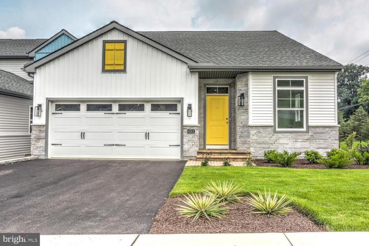 Photo of 4330 Heather Lane 8, Columbia PA