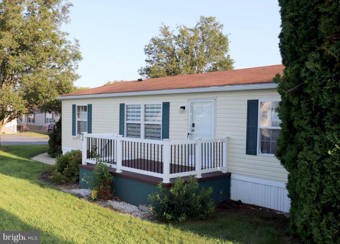 Photo of 109 Falcon Court, Lancaster PA