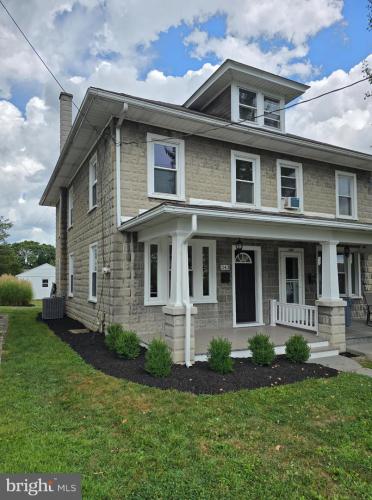 Photo of 343 N Hanover Street, Elizabethtown PA