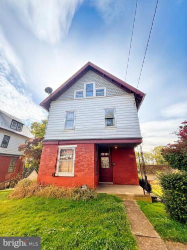 Photo of 1036 E King Street, Lancaster PA