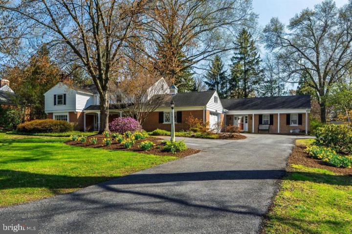 Photo of 1428 Center Road, Lancaster PA