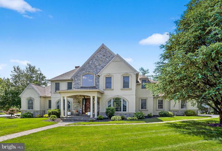 Photo of 602 Willow Green