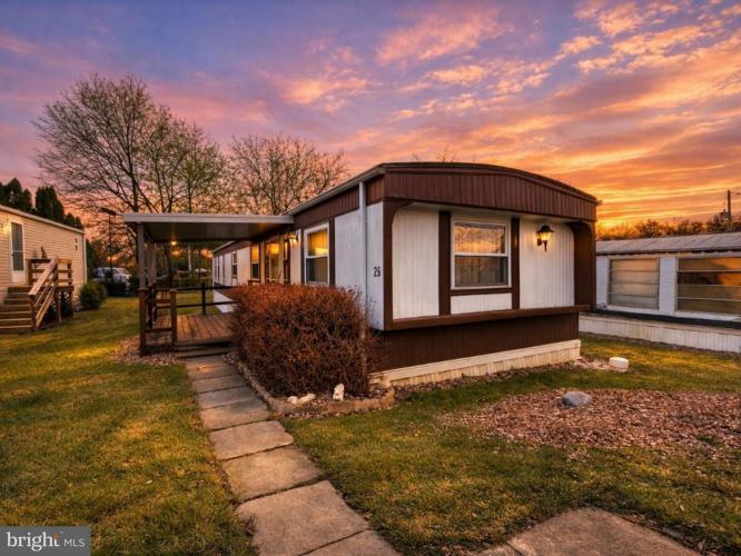 Photo of 409 E Main Street