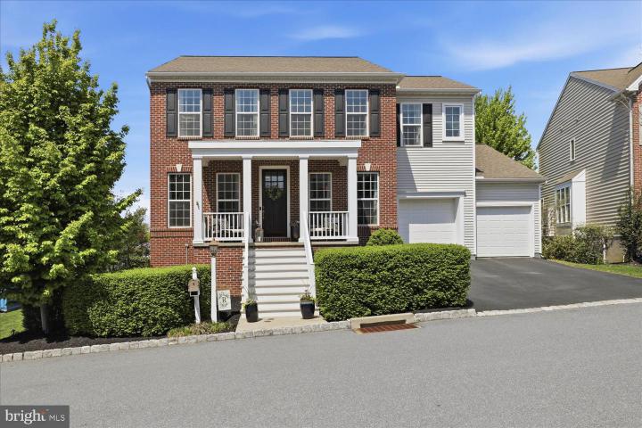Photo of 15 Tallgrass Path, Lancaster PA