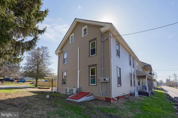 Photo of 1890 Water Street