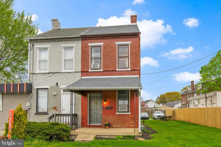 Photo of 1513 Oregon Pike