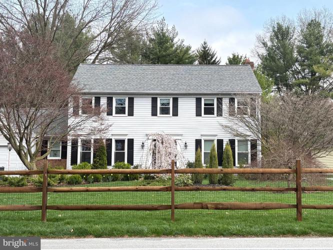 Photo of 2441 Fruitville Pike