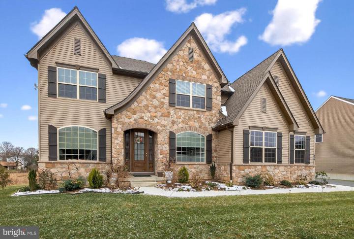 Photo of 454 E Delp Road