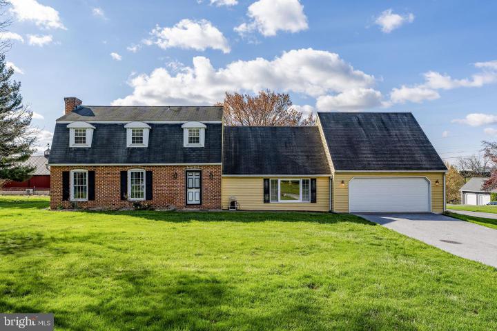 Photo of 2 Arlin Circle