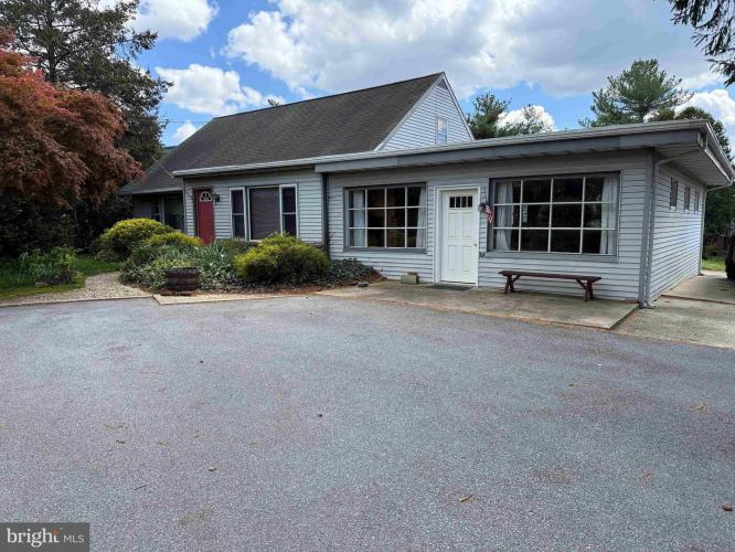 Photo of 354 E Main Street
