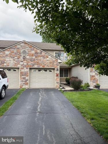 Photo of 403 Alexandria Court, Marietta PA