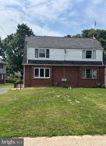 Photo of 545 E High Street