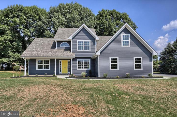 Photo of 10 Rolling Meadow Rd