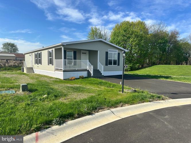 Photo of 4 Evergreen Alley, Palmyra PA