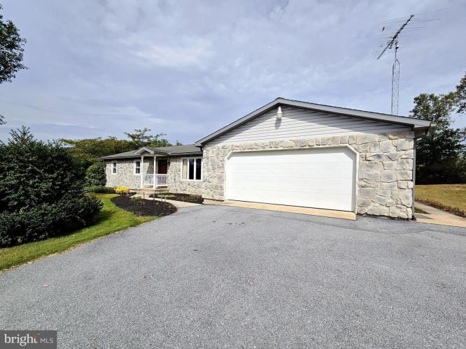 Photo of 473 Greble Road, Jonestown PA