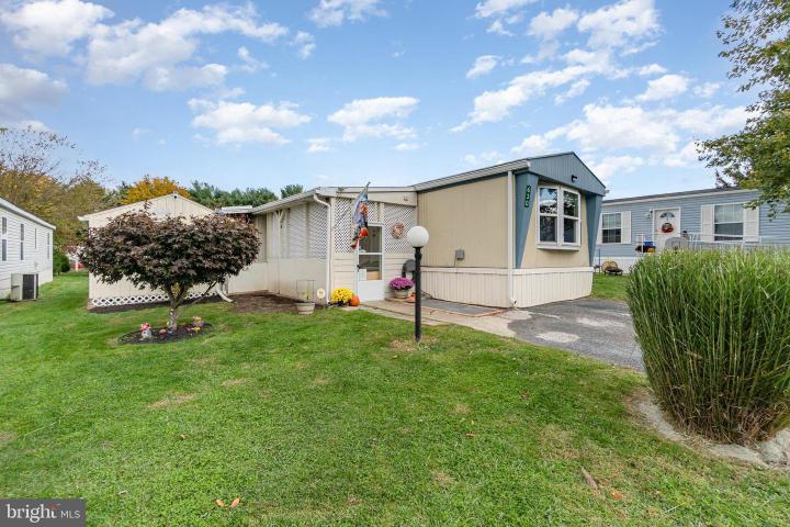 Photo of 630 Palm City Park