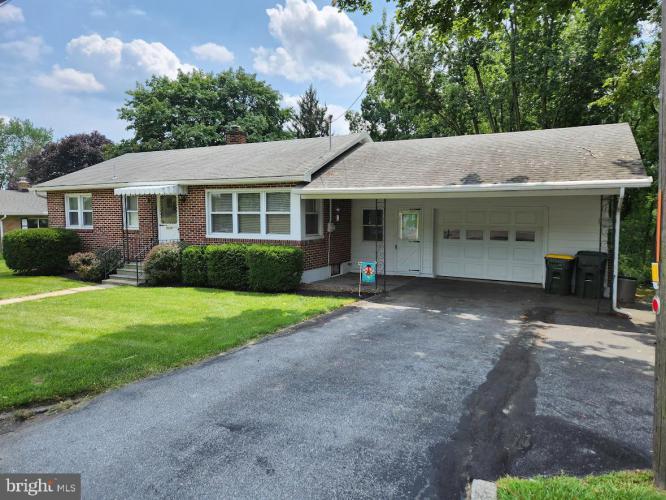 9644 Hamilton Boulevard, Breinigsville PA 18031 for sale by EveryHome