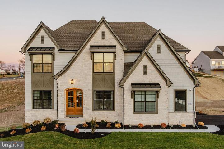 Photo of 8001 American Devonshire, Breinigsville PA