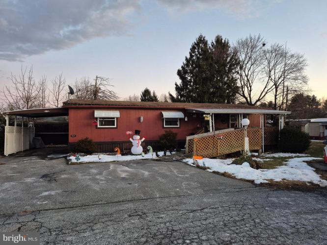 Photo of 8774 Breinig Run Circle, Breinigsville PA