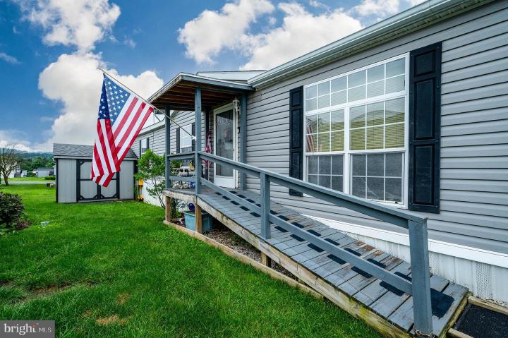Photo of 5257 Brunswick Lane, Macungie PA