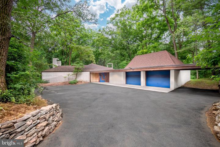 Photo of 2300 S Cedar Crest Boulevard, Allentown PA