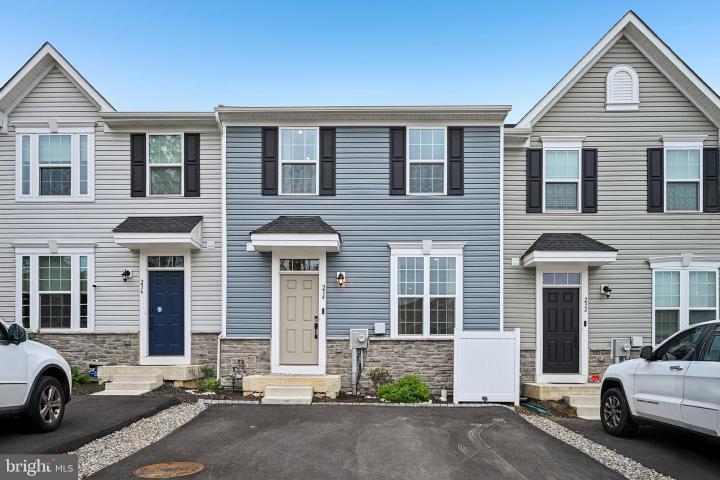 Photo of 234 Ashton Court, Catasauqua PA