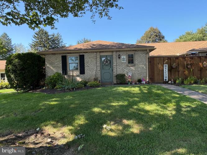 Photo of 2992 Aronimink Place, Macungie PA