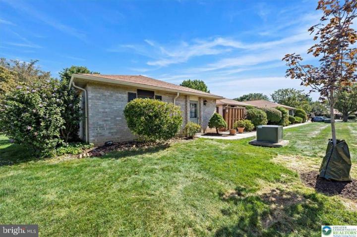 Photo of 2796 Springhaven Place, Macungie PA