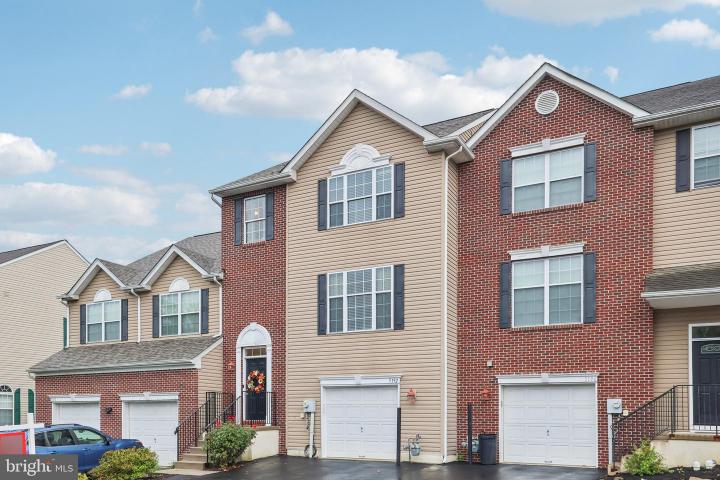Photo of 5192 Spring Ridge Drive, Macungie PA