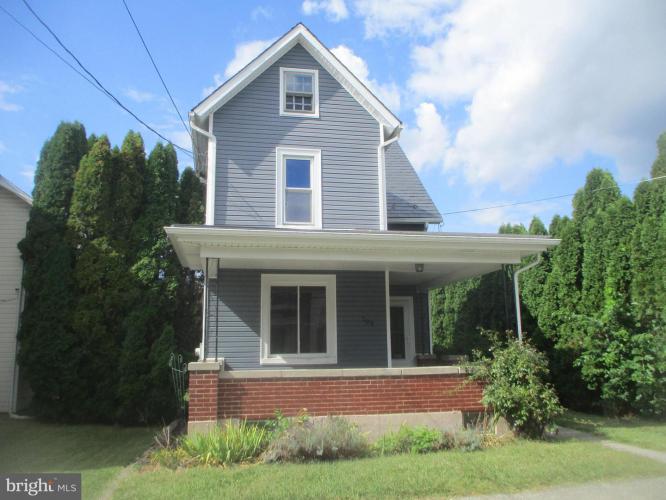 Photo of 706 Race Street, Catasauqua PA
