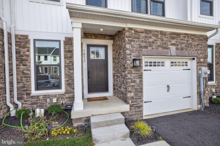 Photo of 1033 Watson Court, Fogelsville PA