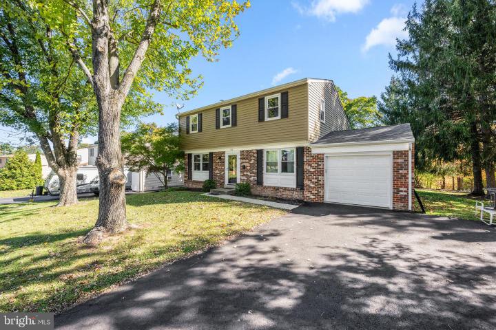 Photo of 112 Young Avenue, Coopersburg PA