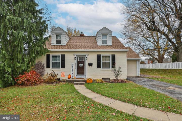 Photo of 4221 Windsor Drive