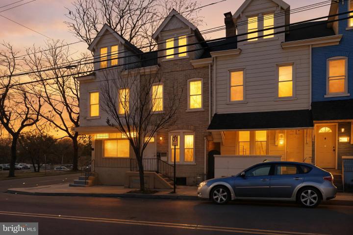 Photo of 384 W Gordon Street, Allentown PA