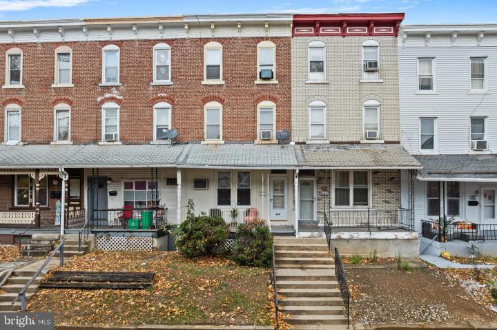 Photo of 419 W Liberty Street