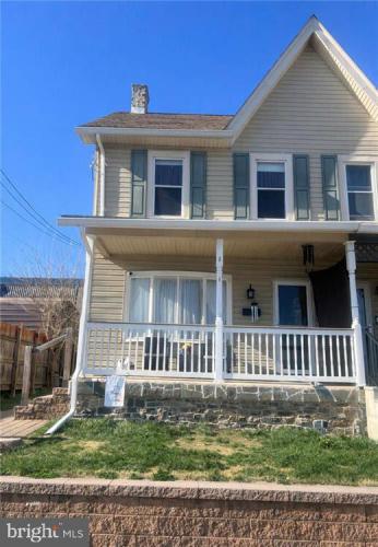 Photo of 110 Chestnut Street, Slatington PA