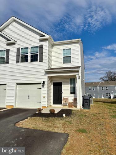 Photo of 1237 Martin Road, Breinigsville PA