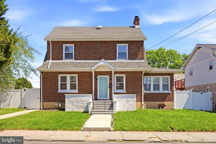 Photo of 901 N Wahneta Street