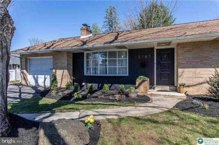 Photo of 3783 Winchester Road