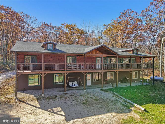 Photo of 121 Whispering Pines Lane, Freeland PA