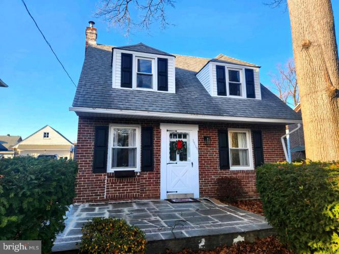 1519 W Wynnewood Road, Ardmore PA 19003 for sale by EveryHome Realtors