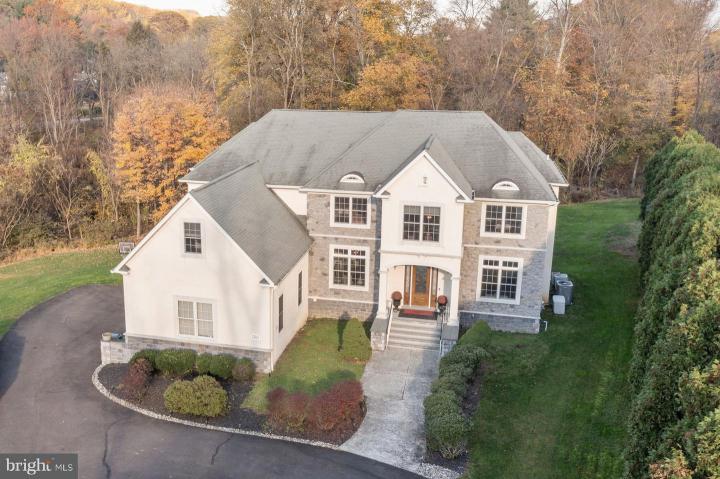 Photo of 1301 Meadowbrook Court, Rydal PA