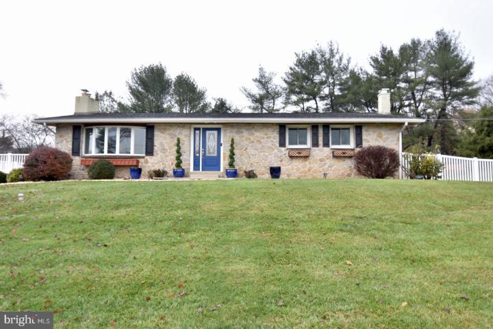 Photo of 829 Hollow Road, Phoenixville PA