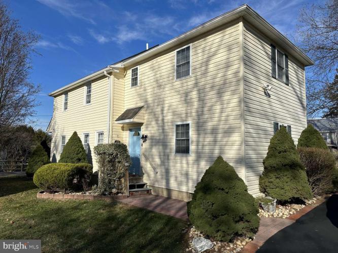 126 Meeting House Lane, Plymouth Meeting PA 19462 for sale by EveryHome