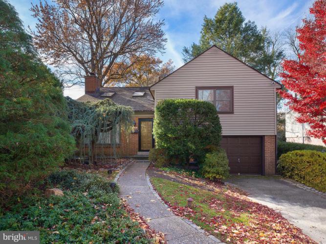 720 Oxford Road, Bala Cynwyd PA 19004 for sale by EveryHome Realtors