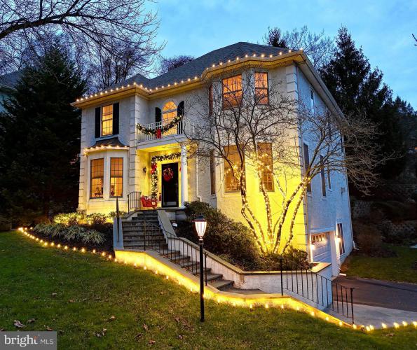414 Spring Garden Lane, West Conshohocken PA 19428 for sale by
