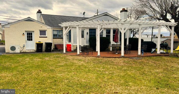 249 W Johnson Highway, East Norriton PA 19401 for sale by EveryHome