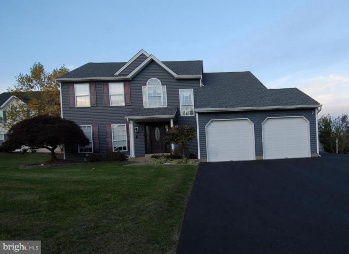 102 Simpson Court, North Wales PA 19454 for sale by EveryHome Realtors