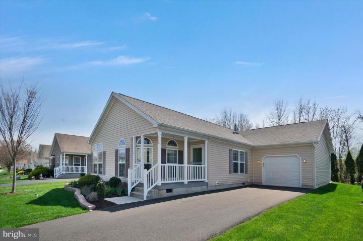 416 Azalea Drive, Blue Bell PA 19422 for sale by EveryHome Realtors