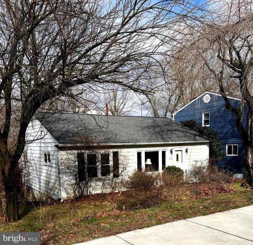 820 Tyson Avenue, Roslyn PA 19001 for sale by EveryHome Realtors